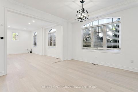 Photo 5 at 212 Creek Path Avenue, BR Bronte, Oakville