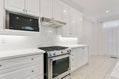 Photo 12 at 212 Creek Path Avenue, BR Bronte, Oakville