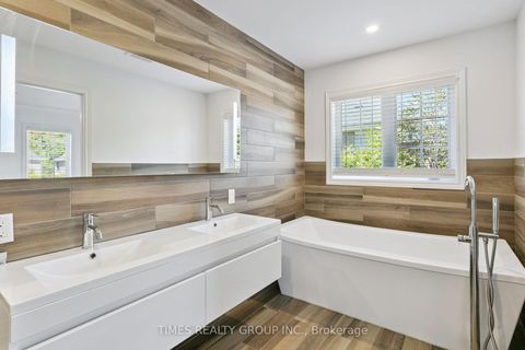 Photo 27 at 212 Creek Path Avenue, BR Bronte, Oakville