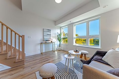 Photo 5 at 305 - 2100 Bridletowne Circle, L'Amoreaux, Toronto