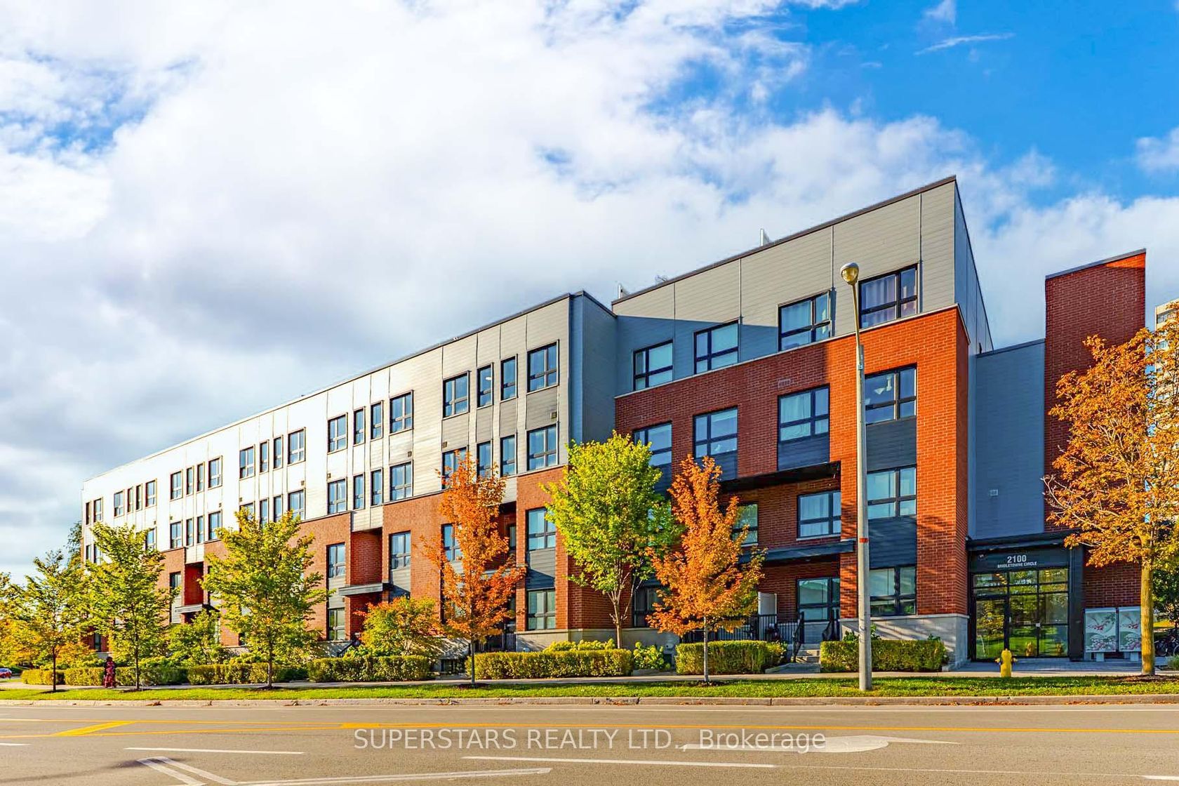 305 - 2100 Bridletowne Circle, L'Amoreaux, Toronto 