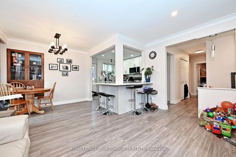 Photo 11 at 39 Penworth Road, Maryvale, Toronto
