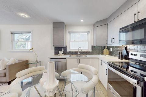 Photo 12 at 59 Machell Avenue, Aurora Village, Aurora