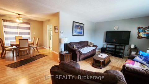 Photo 7 at 30 Mcconkey Place, Allandale Heights, Barrie