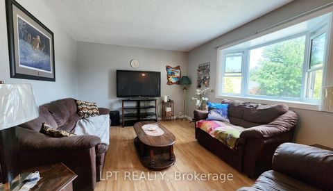 Photo 8 at 30 Mcconkey Place, Allandale Heights, Barrie