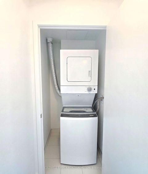 Photo 6 at 2418 - 10 Abeja Street, Concord, Vaughan