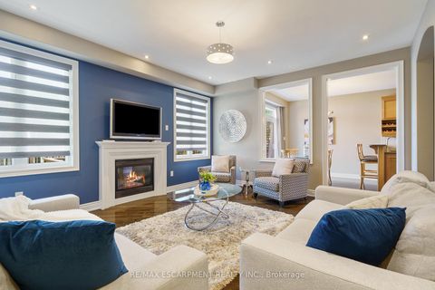 Photo 13 at 317 Great Lakes Boulevard, BR Bronte, Oakville