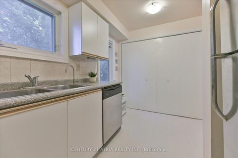 Photo 11 at 2 - 3500 Brimely Road, Milliken, Toronto