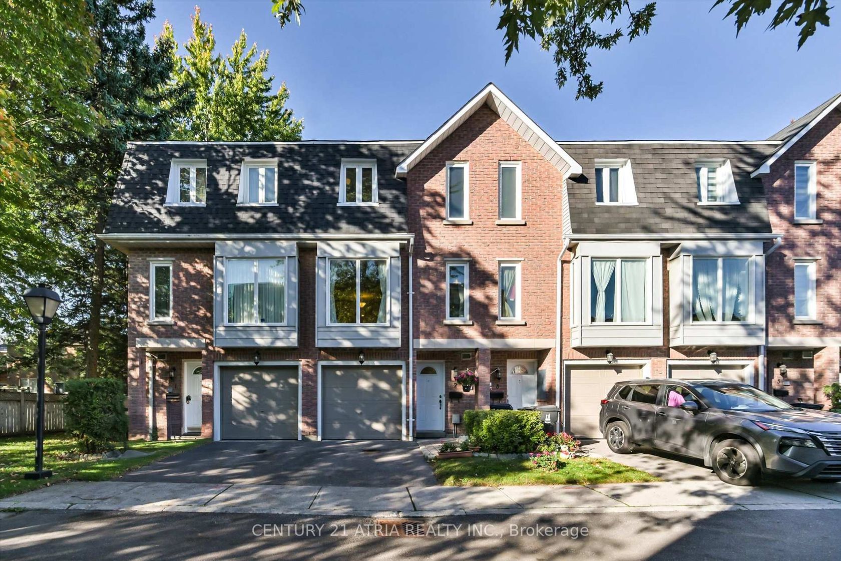 2 - 3500 Brimely Road, Milliken, Toronto by Alessia Polo 2 - 3500 Brimely Road, Milliken, Toronto