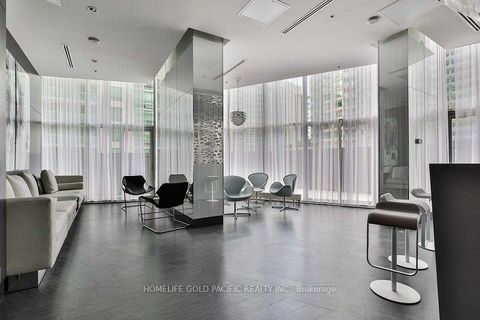 Photo 15 at 6208 - 14 York Street, Waterfront Communities C1, Toronto