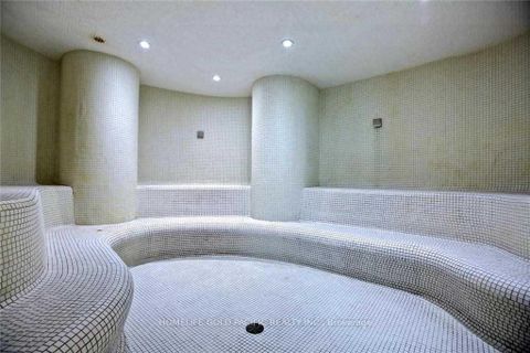 Photo 17 at 6208 - 14 York Street, Waterfront Communities C1, Toronto