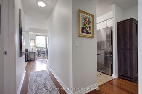 Photo 5 at 311 - 2325 Central Park Drive, RO River Oaks, Oakville