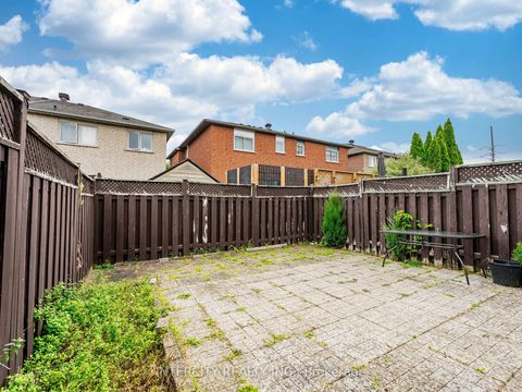 Photo 48 at 8 Wedgewood Place, Concord, Vaughan