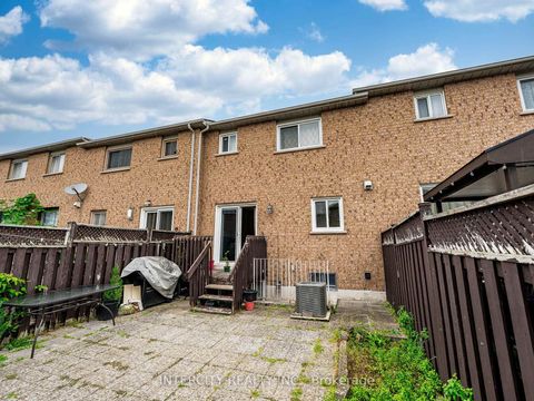 Photo 49 at 8 Wedgewood Place, Concord, Vaughan