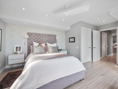 Photo 23 at Ph03 - 77 Lombard Street, Yonge Corridor, Toronto Photo 23 at Ph03 - 77 Lombard Street, Yonge Corridor, Toronto