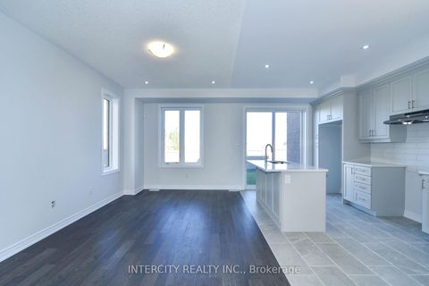 Photo 8 at 158 Mumbai Drive, Middlefield, Markham