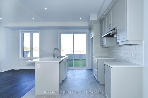 Photo 14 at 158 Mumbai Drive, Middlefield, Markham