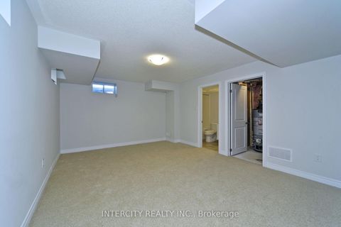 Photo 31 at 158 Mumbai Drive, Middlefield, Markham