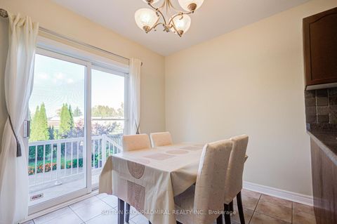 Photo 11 at 6 Lorridge Street, Oak Ridges Lake Wilcox, Richmond Hill