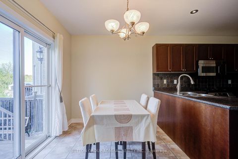 Photo 12 at 6 Lorridge Street, Oak Ridges Lake Wilcox, Richmond Hill