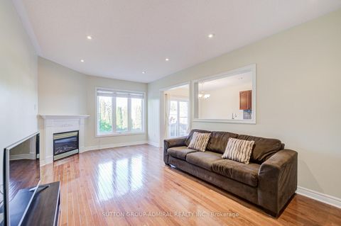 Photo 15 at 6 Lorridge Street, Oak Ridges Lake Wilcox, Richmond Hill