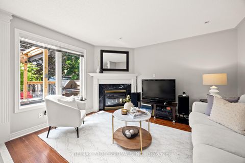 Photo 18 at 152 Ashton Drive, Maple, Vaughan