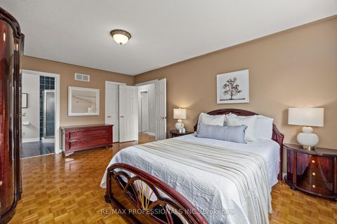 Photo 22 at 152 Ashton Drive, Maple, Vaughan