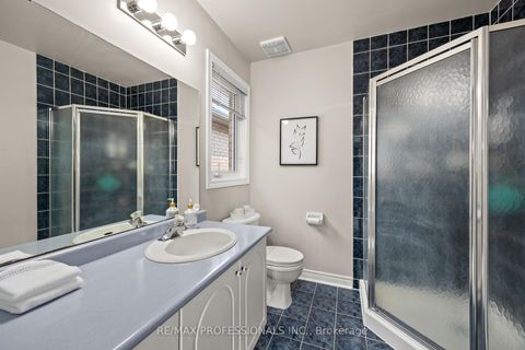 Photo 25 at 152 Ashton Drive, Maple, Vaughan