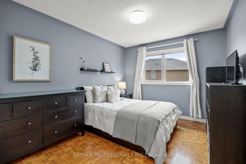 Photo 27 at 152 Ashton Drive, Maple, Vaughan