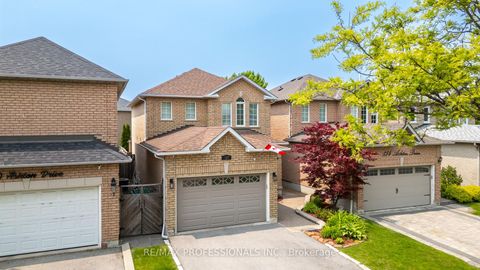 Photo 43 at 152 Ashton Drive, Maple, Vaughan