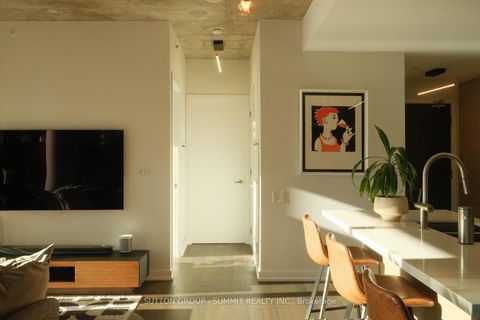 Photo 2 at 902 - 11 Charlotte Street, Waterfront Communities C1, Toronto