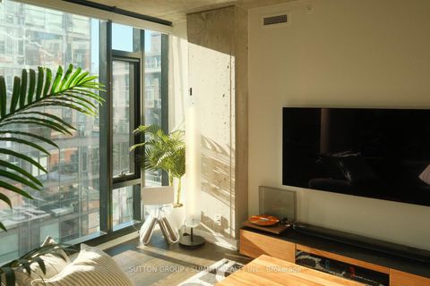 Photo 3 at 902 - 11 Charlotte Street, Waterfront Communities C1, Toronto