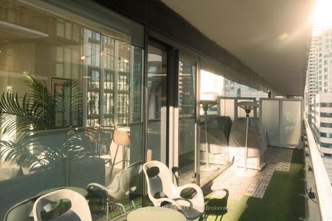 Photo 17 at 902 - 11 Charlotte Street, Waterfront Communities C1, Toronto