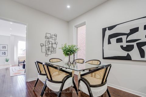 Photo 5 at 108 Catalpa Crescent, Patterson, Vaughan
