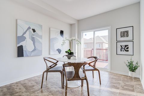 Photo 14 at 108 Catalpa Crescent, Patterson, Vaughan