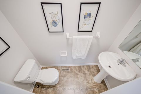 Photo 18 at 108 Catalpa Crescent, Patterson, Vaughan