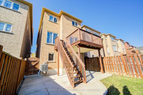 Photo 46 at 108 Catalpa Crescent, Patterson, Vaughan