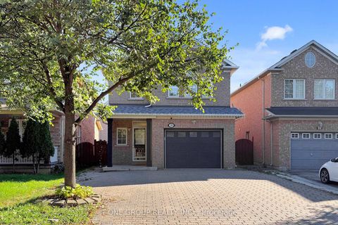 Photo 2 at 39 Vania Drive, Vellore Village, Vaughan Photo 2 at 39 Vania Drive, Vellore Village, Vaughan
