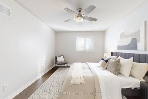 Photo 19 at 39 Vania Drive, Vellore Village, Vaughan