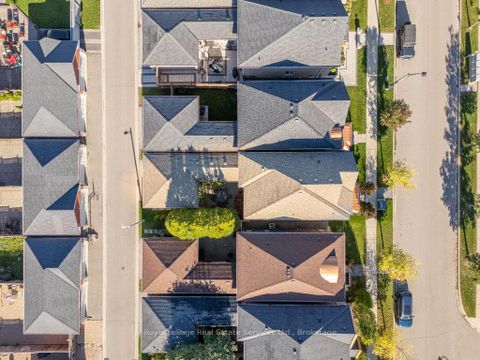 Photo 47 at 3294 Robert Brown Boulevard, GO Glenorchy, Oakville