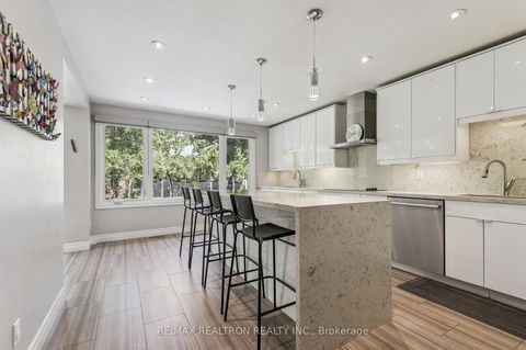 Photo 12 at 22 Midvale Road, Clanton Park, Toronto
