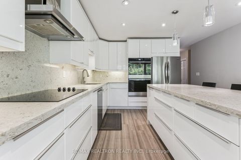 Photo 14 at 22 Midvale Road, Clanton Park, Toronto
