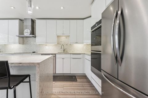 Photo 18 at 22 Midvale Road, Clanton Park, Toronto