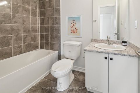 Photo 13 at 2 Ravenscraig Place, Cookstown, Innisfil Photo 13 at 2 Ravenscraig Place, Cookstown, Innisfil