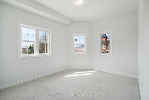 Photo 16 at 2 Ravenscraig Place, Cookstown, Innisfil