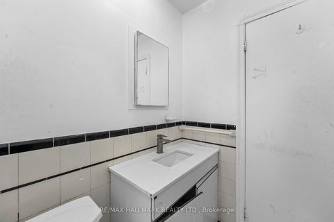 Photo 6 at 21 Plaxton Drive, Parkview, Toronto Photo 6 at 21 Plaxton Drive, Parkview, Toronto