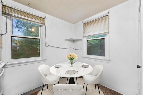Photo 9 at 21 Plaxton Drive, Parkview, Toronto