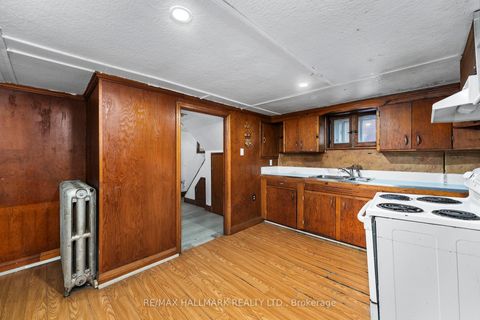 Photo 19 at 21 Plaxton Drive, Parkview, Toronto
