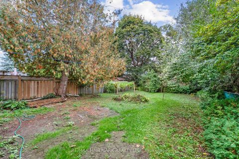 Photo 25 at 21 Plaxton Drive, Parkview, Toronto