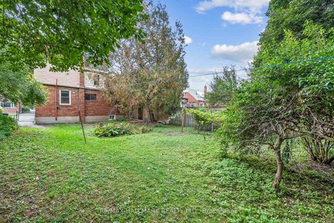 Photo 28 at 21 Plaxton Drive, Parkview, Toronto